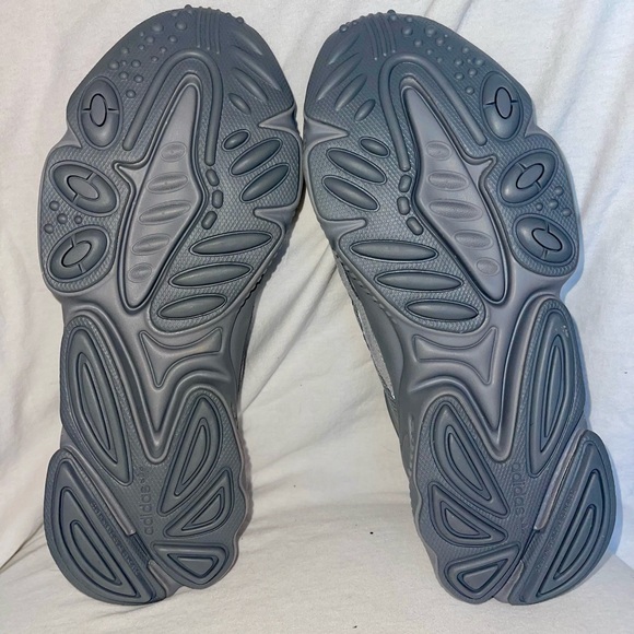 “New” no box - Adidas “Ozweego” color grey. - Picture 6 of 6